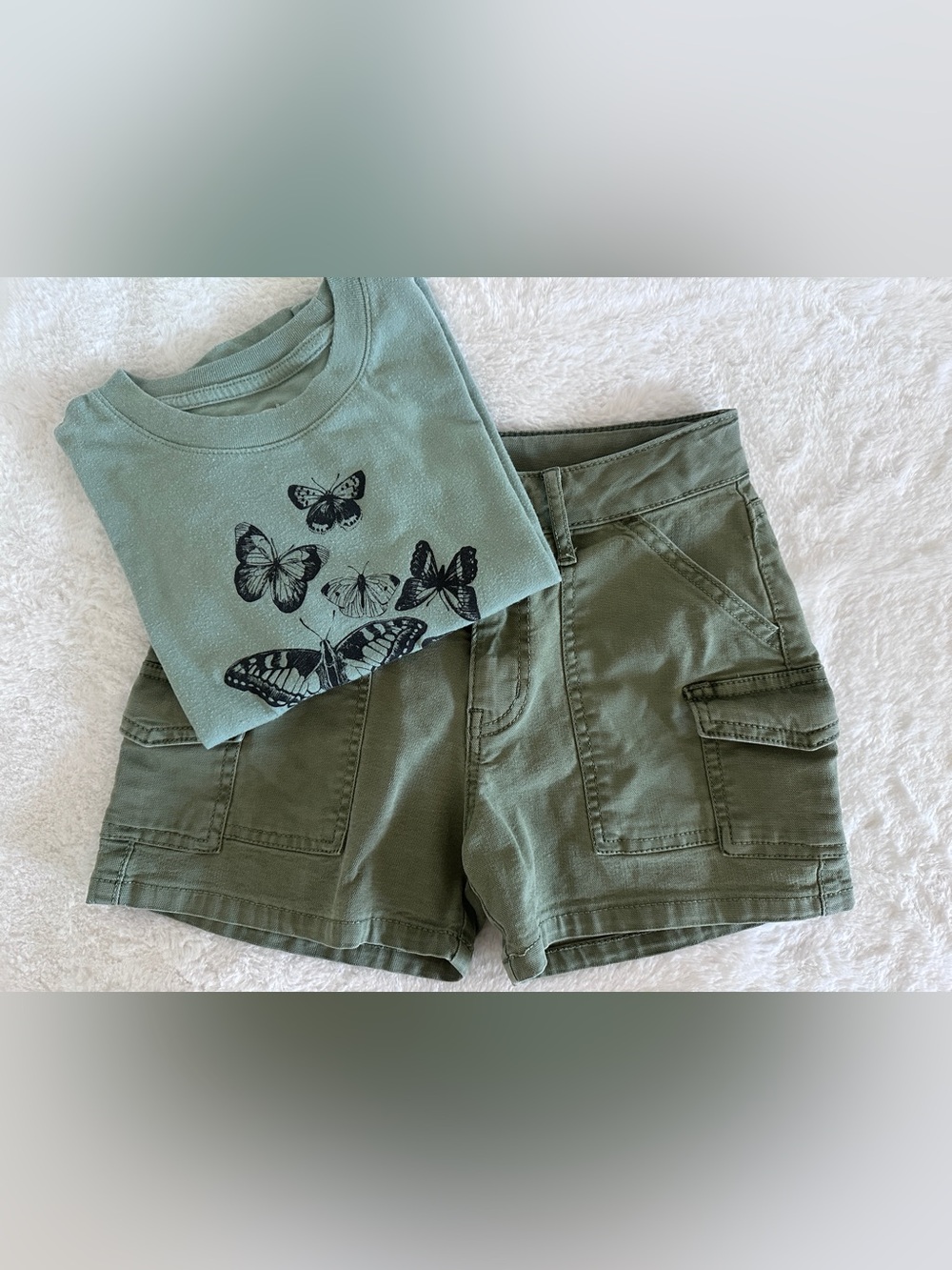 Girls Clothing Bundle - Green Butterfly Top & Green Shorts - Size M or Size 8